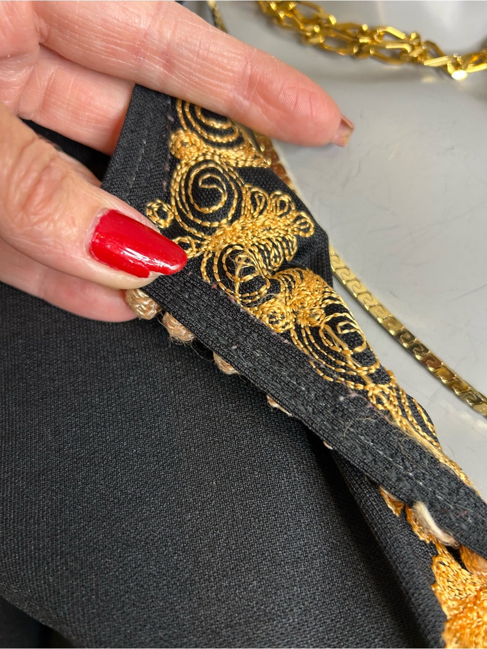 Elegant and authentic Caftan in black with orange trim❤️Never used - Picture 10 of 15